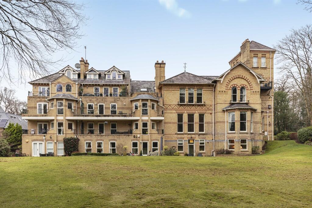 2 bedroom apartment for sale in West Lynn, Devisdale Road, Altrincham, WA14